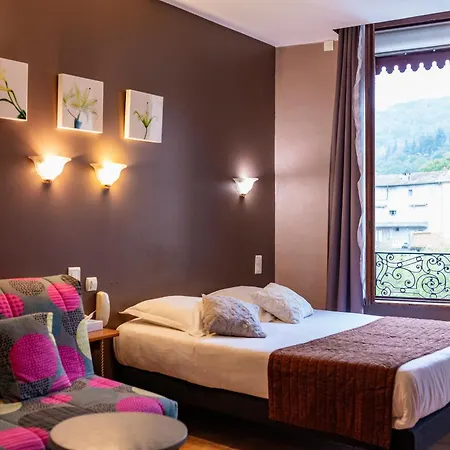 Hotell Logis Restaurant De La Paix 3*
