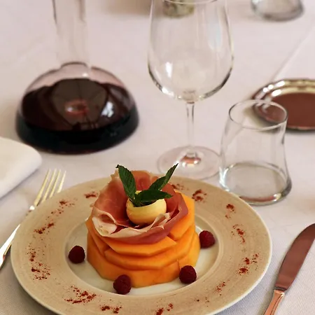 Logis Restaurant De La Paix Hotell Lodève