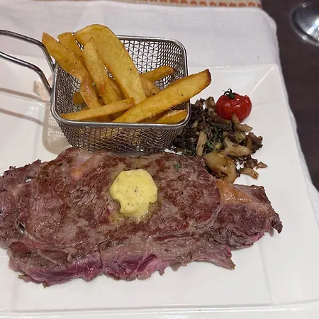 Hotell Logis Restaurant De La Paix