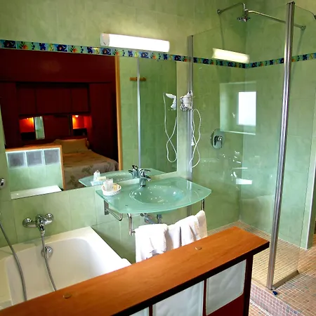 Logis Restaurant De La Paix Hotel Lodève