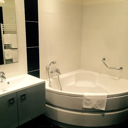 Logis Restaurant De La Paix Hotell