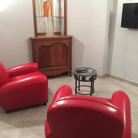 Hotel Logis Restaurant De La Paix Lodève