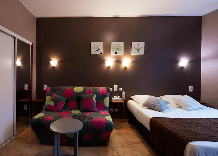 Logis Restaurant De La Paix Hotel 3*