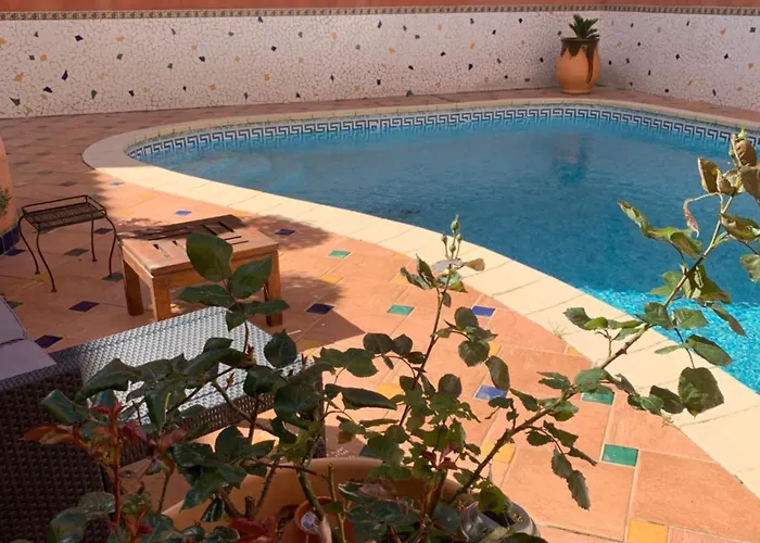 Logis Restaurant De La Paix Otel
